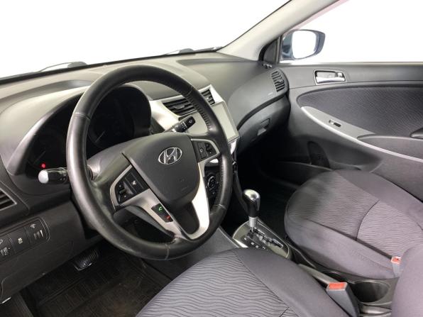 Hyundai Solaris I с пробегом 2012 года, цена 685 000 рублей, 260000 км, хэтчбек, Автокод Объявления