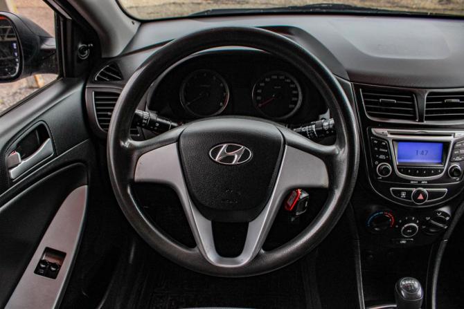 Hyundai Solaris I с пробегом 2014 года, цена 749 000 рублей, 130419 км, хэтчбек, Автокод Объявления