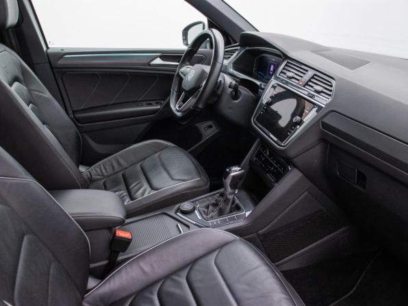 Volkswagen Tiguan II Рестайлинг с пробегом 2021 года, цена 3 670 000 рублей, 113000 км, внедорожник, Автокод Объявления