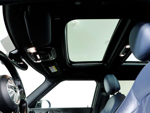 Mini Clubman II Рестайлинг с пробегом 2021 года, цена 3 148 000 рублей, 106298 км, универсал, Автокод Объявления