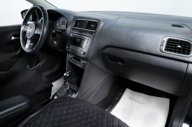 Volkswagen Polo V с пробегом 2013 года, цена 859 000 рублей, 259200 км, седан, Автокод Объявления