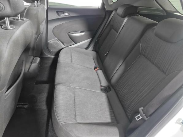 Opel Astra J с пробегом 2011 года, цена 549 000 рублей, 181298 км, хэтчбек, Автокод Объявления
