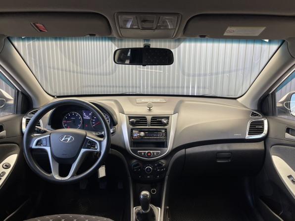 Hyundai Solaris I с пробегом 2012 года, цена 500 000 рублей, 245000 км, седан, Автокод Объявления