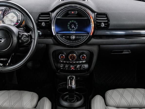 Mini Clubman II Рестайлинг с пробегом 2019 года, цена 2 799 000 рублей, 130415 км, универсал, Автокод Объявления