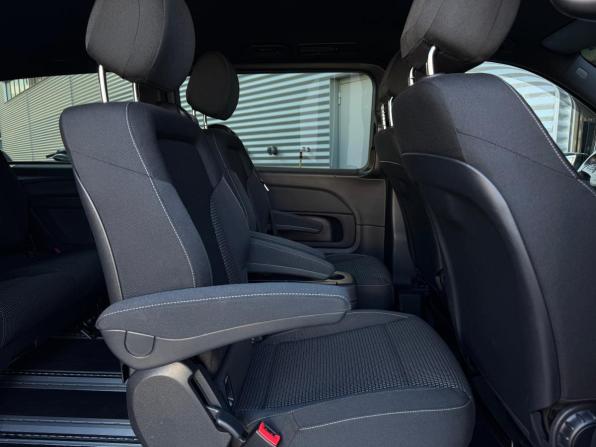 Mercedes-Benz V-Класс III (W447) Рестайлинг с пробегом 2021 года, цена 5 990 000 рублей, 81200 км, минивэн, Автокод Объявления