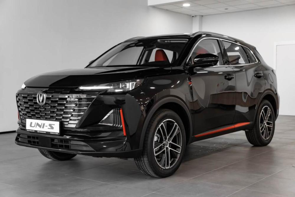 Changan UNI-S (CS55 Plus) I Астрахань  - изображение 1