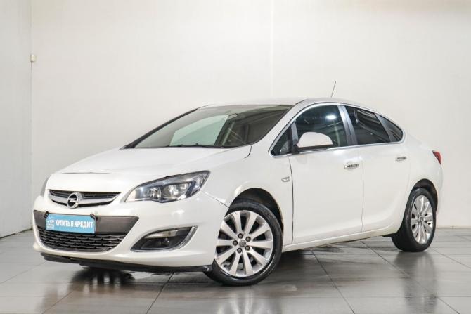 Opel Astra J Рестайлинг с пробегом 2013 года, цена 739 000 рублей, 176000 км, седан, Автокод Объявления
