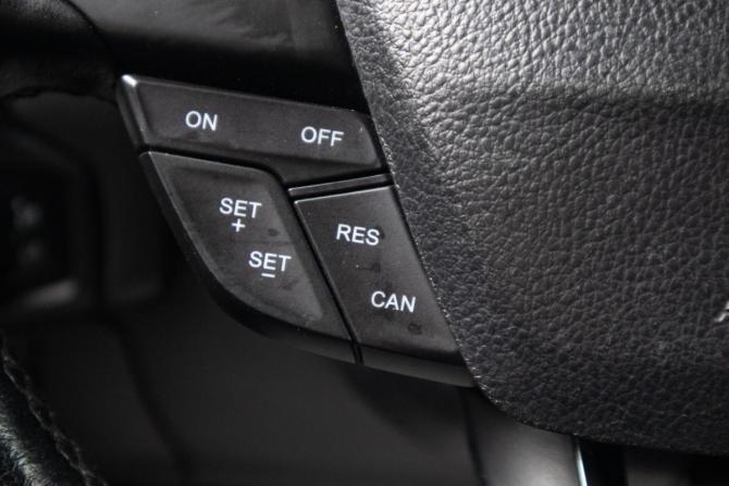 Ford Focus III Рестайлинг с пробегом 2015 года, цена 1 279 000 рублей, 175998 км, хэтчбек, Автокод Объявления