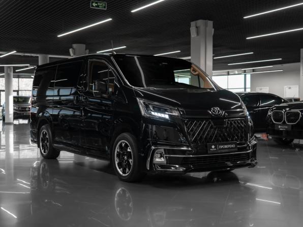 Toyota HiAce H300 с пробегом 2024 года, цена 10 900 000 рублей, 14616 км, минивэн, Автокод Объявления