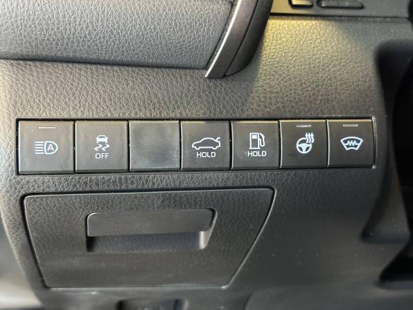 Toyota Camry VIII (XV70) с пробегом 2019 года, цена 2 995 000 рублей, 49505 км, седан, Автокод Объявления
