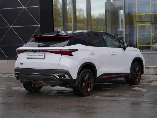 Omoda C5 I с пробегом 2023 года, цена 2 140 000 рублей, 50745 км, внедорожник, Автокод Объявления