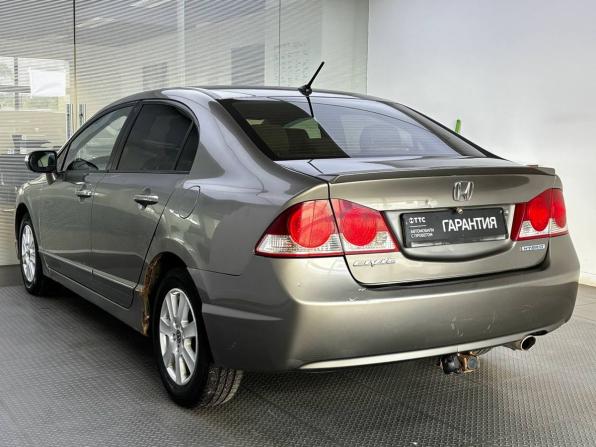 Honda Civic VIII Рестайлинг с пробегом 2008 года, цена 505 000 рублей, 307883 км, седан, Автокод Объявления