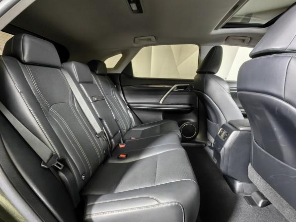 Lexus RX IV Рестайлинг с пробегом 2019 года, цена 4 870 000 рублей, 81852 км, внедорожник, Автокод Объявления