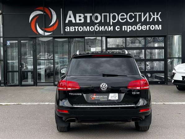 Volkswagen Touareg II с пробегом 2011 года, цена 1 790 000 рублей, 255701 км, внедорожник, Автокод Объявления