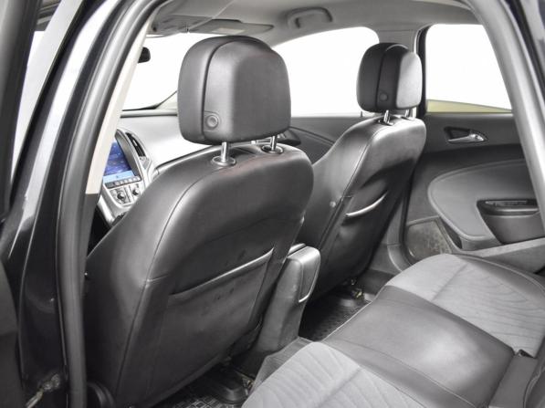 Opel Astra J Рестайлинг с пробегом 2013 года, цена 723 200 рублей, 214004 км, седан, Автокод Объявления