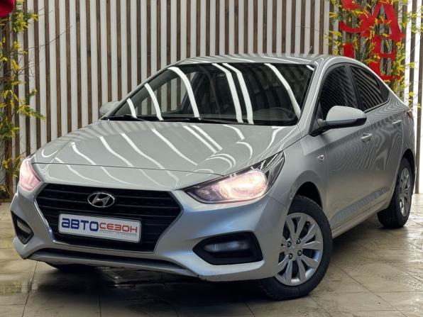 Hyundai Solaris II с пробегом 2019 года, цена 714 999 рублей, 305000 км, седан, Автокод Объявления