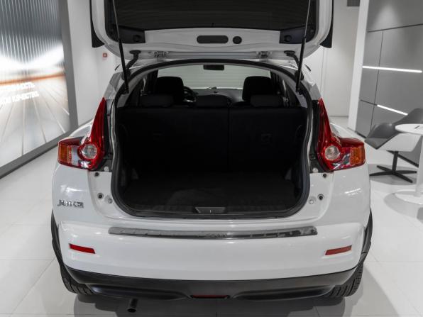 Nissan Juke I с пробегом 2012 года, цена 960 000 рублей, 106657 км, внедорожник, Автокод Объявления