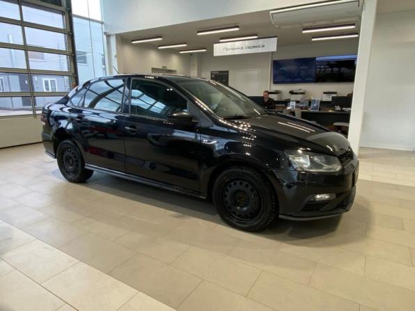 Volkswagen Polo V Рестайлинг с пробегом 2017 года, цена 1 098 800 рублей, 158750 км, седан, Автокод Объявления