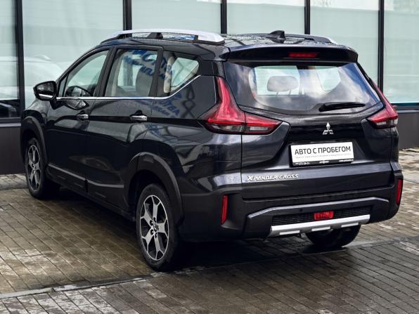 Mitsubishi Xpander I с пробегом 2022 года, цена 2 399 000 рублей, 50285 км, внедорожник, Автокод Объявления