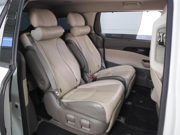 Kia Carnival IV с пробегом 2021 года, цена 4 982 000 рублей, 77541 км, минивэн, Автокод Объявления