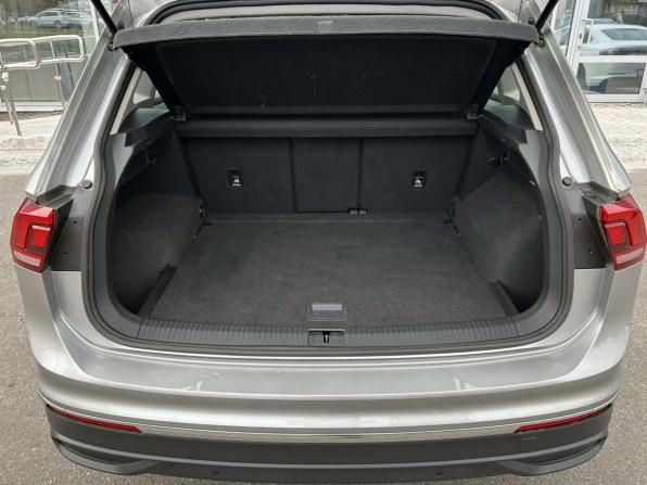 Volkswagen Tiguan II Рестайлинг с пробегом 2021 года, цена 2 399 000 рублей, 103741 км, внедорожник, Автокод Объявления