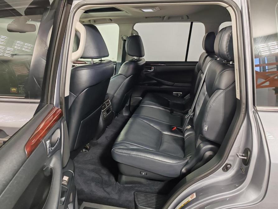 Lexus LX III Москва  - изображение 11