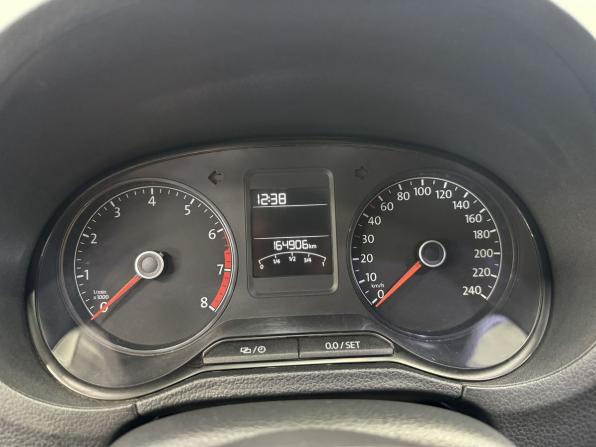 Volkswagen Polo V Рестайлинг с пробегом 2017 года, цена 1 099 000 рублей, 164989 км, седан, Автокод Объявления