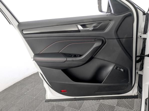 Skoda Kodiaq GT с пробегом 2023 года, цена 3 530 000 рублей, 45184 км, внедорожник, Автокод Объявления