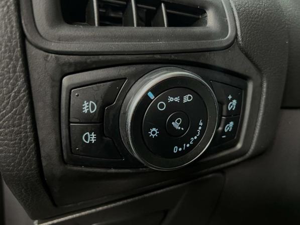 Ford Focus III Рестайлинг с пробегом 2018 года, цена 1 000 000 рублей, 152282 км, хэтчбек, Автокод Объявления