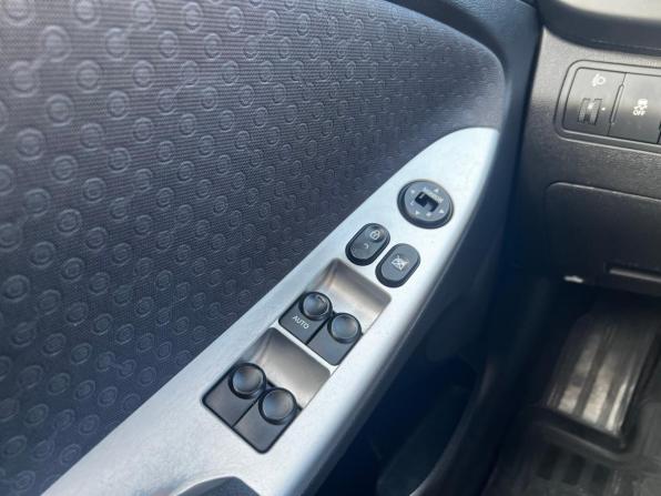 Hyundai Solaris I с пробегом 2012 года, цена 707 800 рублей, 185985 км, хэтчбек, Автокод Объявления