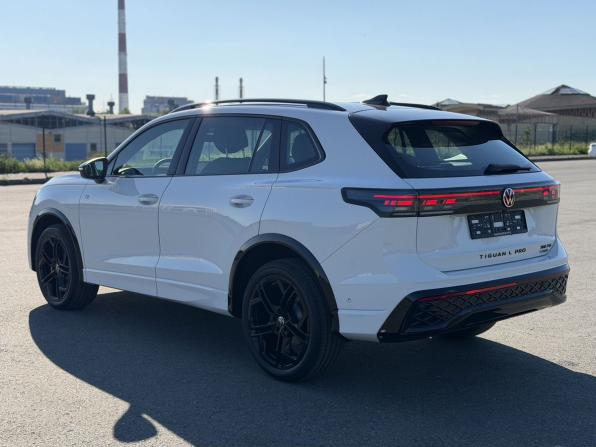 Volkswagen Tiguan III (China Market) с пробегом 2026 года, цена 4 500 000 рублей, 30 км, внедорожник, Автокод Объявления