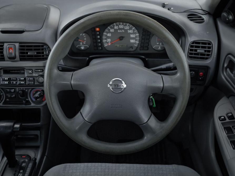 Nissan Sunny B15 Тюмень  - изображение 7