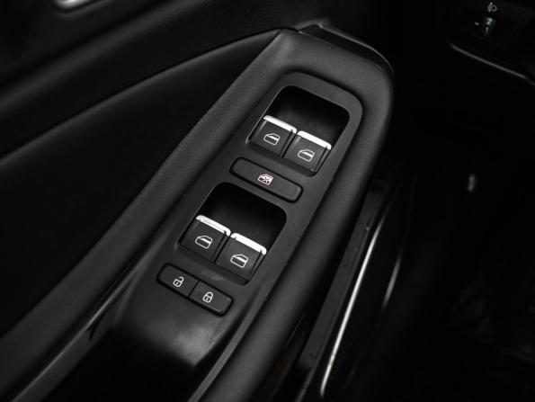 Omoda S5 с пробегом 2024 года, цена 1 529 000 рублей, 14999 км, седан, Автокод Объявления