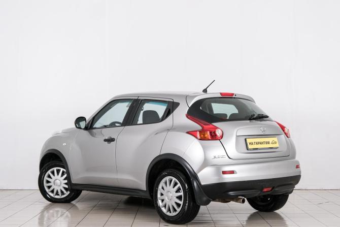 Nissan Juke I с пробегом 2011 года, цена 929 000 рублей, 230000 км, внедорожник, Автокод Объявления