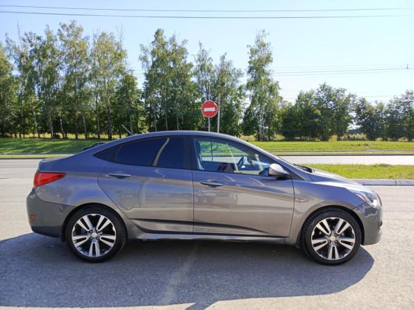 Hyundai Solaris I Рестайлинг с пробегом 2016 года, цена 950 000 рублей, 122803 км, седан, Автокод Объявления