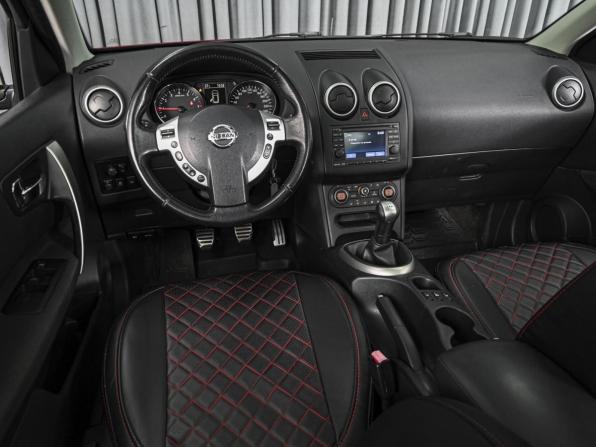 Nissan Qashqai I с пробегом 2010 года, цена 1 068 000 рублей, 100162 км, внедорожник, Автокод Объявления