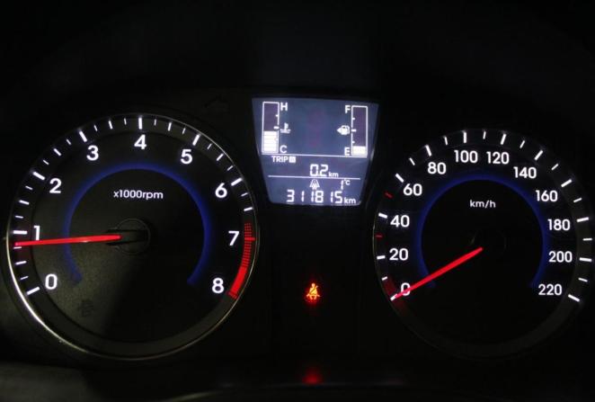 Hyundai Solaris I Рестайлинг с пробегом 2016 года, цена 440 000 рублей, 311815 км, седан, Автокод Объявления