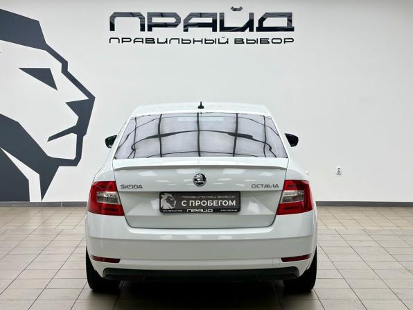 Skoda Octavia III (A7) Рестайлинг с пробегом 2017 года, цена 1 379 000 рублей, 222207 км, лифтбек, Автокод Объявления