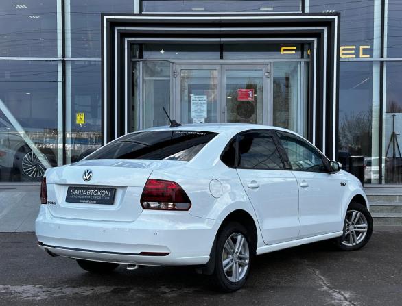 Volkswagen Polo V Рестайлинг с пробегом 2019 года, цена 1 380 000 рублей, 131114 км, седан, Автокод Объявления
