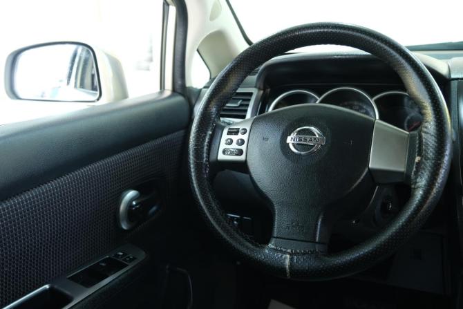 Nissan Tiida I Рестайлинг с пробегом 2012 года, цена 999 000 рублей, 183000 км, хэтчбек, Автокод Объявления
