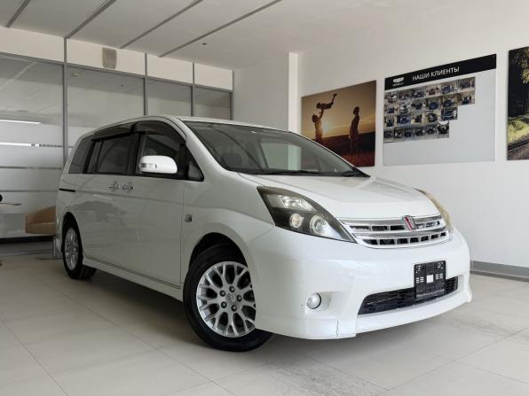 Toyota ISis I Рестайлинг с пробегом 2010 года, цена 1 050 000 рублей, 117522 км, компактвэн, Автокод Объявления