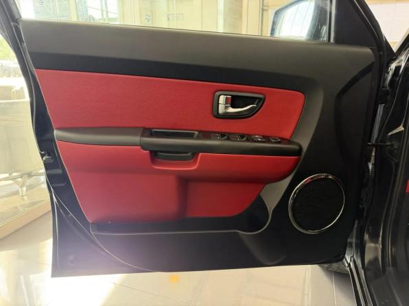 Kia Soul I Рестайлинг с пробегом 2011 года, цена 830 000 рублей, 191140 км, хэтчбек, Автокод Объявления