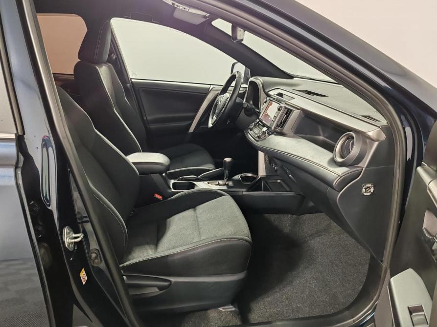 Toyota RAV4 IV (XA40) Рестайлинг Курск  - изображение 16