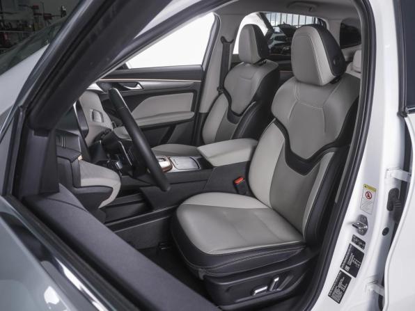 Haval Jolion I Рестайлинг с пробегом 2025 года, цена 2 480 000 рублей, 12360 км, внедорожник, Автокод Объявления