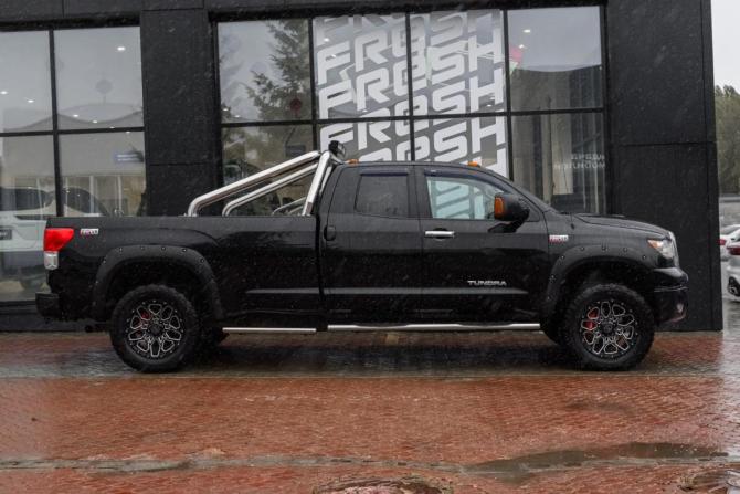 Toyota Tundra II с пробегом 2012 года, цена 4 600 000 рублей, 166195 км, offers.body_type.unknown, Автокод Объявления