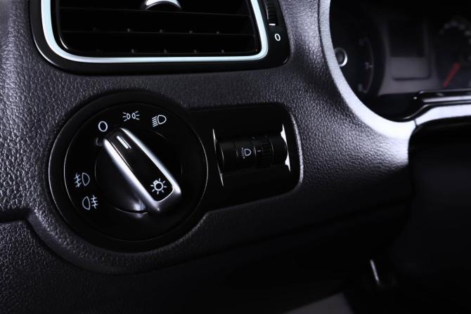 Volkswagen Polo V с пробегом 2013 года, цена 719 000 рублей, 235000 км, седан, Автокод Объявления