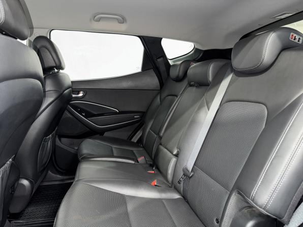 Hyundai Santa Fe III Рестайлинг с пробегом 2017 года, цена 2 400 000 рублей, 63609 км, внедорожник, Автокод Объявления