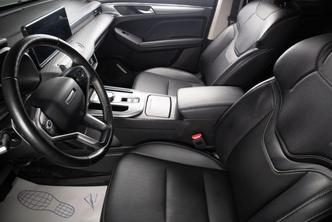 Haval Jolion I Рестайлинг с пробегом 2024 года, цена 2 399 000 рублей, 22000 км, внедорожник, Автокод Объявления