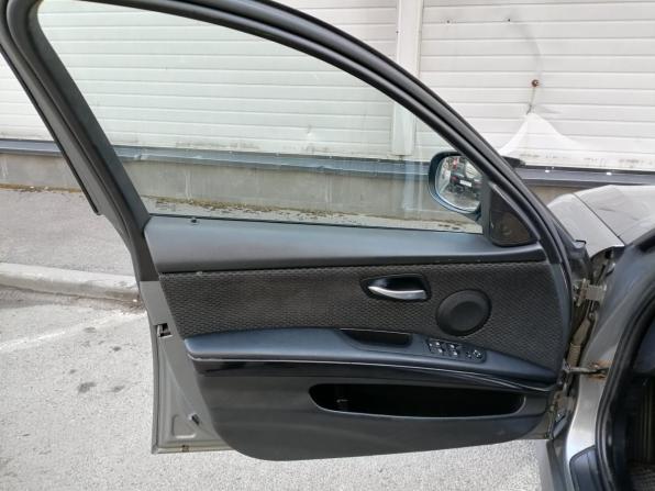 BMW 3 серии V (E90/E91/E92/E93) Рестайлинг с пробегом 2010 года, цена 919 000 рублей, 348560 км, седан, Автокод Объявления