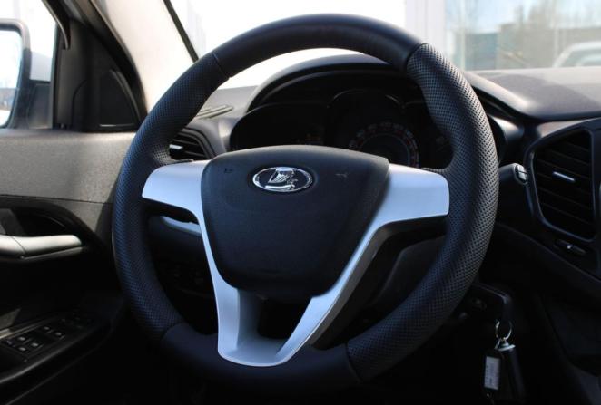 Lada (ВАЗ) Vesta I с пробегом 2017 года, цена 910 000 рублей, 79186 км, седан, Автокод Объявления